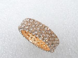 クリスタル　指輪(18号)